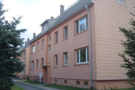 schöne 3-Raum-Wohnung in ruhiger Lage in Pahren - Zeulenroda-Triebes