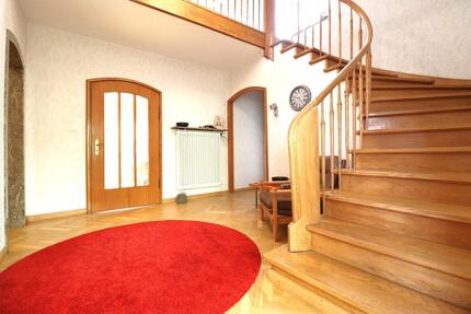 Exklusives Einfamilienhaus in bester Lage - Schwabach