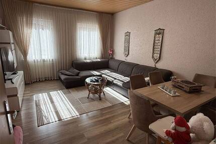 +++ LU.-HEMHSHOF: AKTUELL VERMIETET! SCHÖNE, HELLE 3 ZKB – ETW MIT BALKON UND KELLER ZU VERKAUFEN +++ - Ludwigshafen am Rhein Friesenheim/Nord