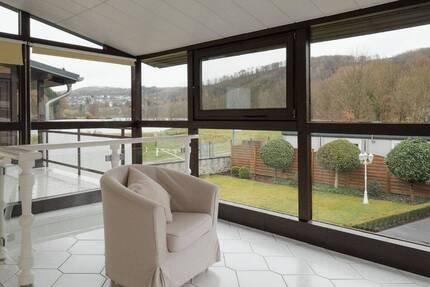 Gewerbebetrieb & 2 Wohnungen - 630.000,00&nbsp;EUR Kaufpreis, ca.&nbsp; 272,00&nbsp;m&sup2;&nbsp;Wohnfl&auml;che in Engelskirchen (PLZ: 51766) Wiehlmünden
