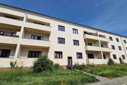 Hell, freundlich und gemütlich - Balkon und Einbauküche inklusive! - Magdeburg Cracau