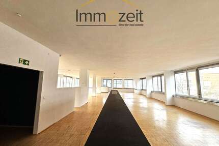 Büro in Stuttgart 3.611,92 € 314 m²