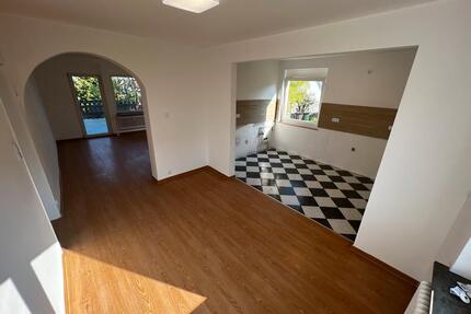 Mehrfamilienhaus mit 3 Wohneinheiten in Top Lage zu vermieten - Vellmar