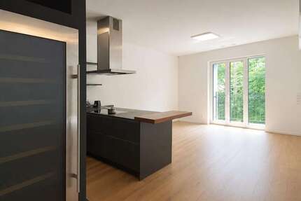 Wohnung zum Kaufen in Frankfurt am Main 990.000,00 € 120 m²