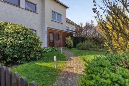 Haus zum Mieten in Bonn 2.550,00 € 222 m²