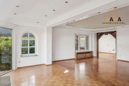 Haus zum Kaufen in Löhne 479.900,00 € 315 m²