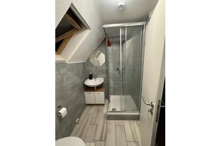 Attraktive 3-Zimmer-Dachgeschosswohnung Stuttgart-Untertürkheim