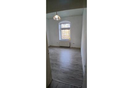 2-Zimmer-Wohnung in Altena - 300,00&nbsp;EUR Kaltmiete, ca.&nbsp; 55,00&nbsp;m&sup2; in Altena (PLZ: 58762)