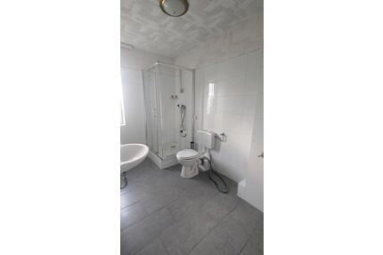 Geräumige 3 ZKDB in Stolberg - zentral gelegen - Stolberg (Rhld.) Büsbach