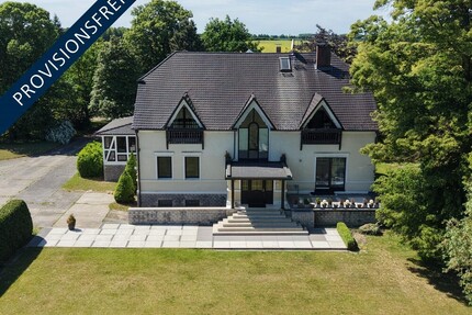 **Provisionsfrei** Haus mit viel Platz für Freizeit und Gewerbe - Strasburg