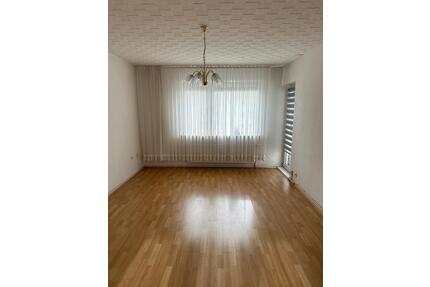 Wohnung in Hagen NRW - 600,00&nbsp;EUR Kaltmiete, ca.&nbsp; 72,00&nbsp;m&sup2; in Hattingen (PLZ: 45527) Blankenstein