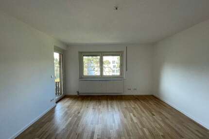 Wohnung zum Mieten in Erlangen 642,72 € 67.3 m²