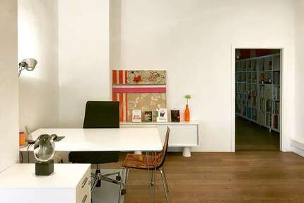 Büro in Hamburg 330,00 € 4 m² - 330,00&nbsp;EUR Kaltmiete, ca.&nbsp; 4,00&nbsp;m&sup2; in Hamburg (PLZ: 20251)