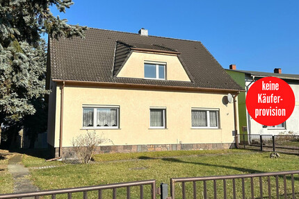 HORN IMMOBILIEN ++ großzügiges Einfamilienhaus mit Nebengelass in Heinrichsruh bei Torgelow