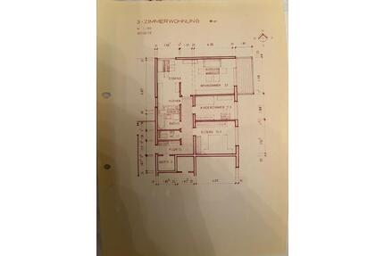 Helle 3,5-(4)-Zimmer-Wohnung mit Aufzug & Balkon &Stellplatz... - Korntal-Münchingen