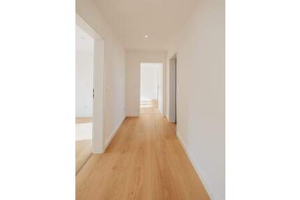 Hochwertig renovierte DG-Wohnung an langfristige Mieter zu vermieten - Hamm / Braam-Ostwennemar Mark