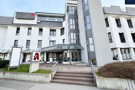 Büro in Filderstadt 3.024,00 € 252 m²