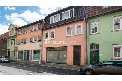 Zwei Häuser - eine Investition mit Potenzial: Wohn- und Geschäftsanwesen mit Charme und Gartenidylle - Stadtilm