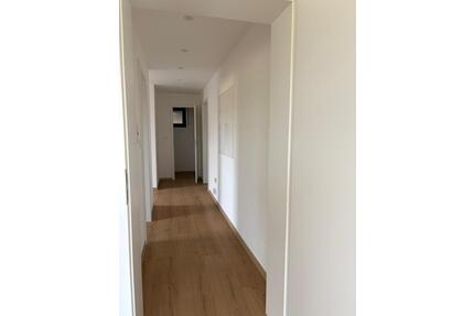Sehr schöne Einliegerwohnung - Erstbezug nach Sanierung - Reiskirchen
