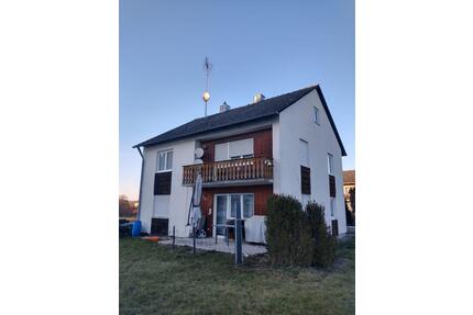 Einfamilienhaus - 1.050,00&nbsp;EUR Kaltmiete, ca.&nbsp; 130,00&nbsp;m&sup2; in Nassenfels (PLZ: 85128)