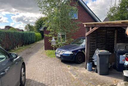 RESERVIERT Wohnhaus mit Einliegerwohnung und vielen Nebengebäuden in ruhiger Lage von Hemmoor.