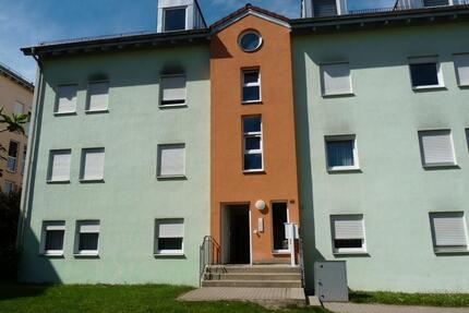 Kuschlige 2-Zi. DG Wohnung m. Balkon und TG in Wasserburg Süd - Wasserburg am Inn