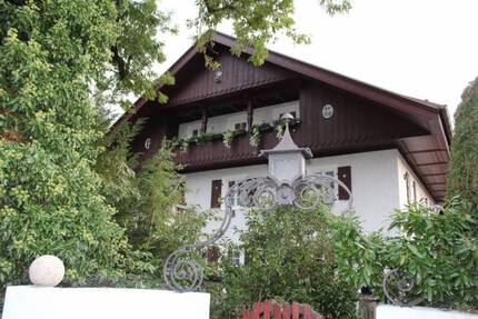 Gemütliche 3-Zimmer-Wohnung in bäuerlichem Anwesen in Wolfratshausen