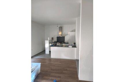Vierzimmer Wohnung - 150,00&nbsp;EUR Kaltmiete, ca.&nbsp; 100,00&nbsp;m&sup2; in Steinbach (Taunus) (PLZ: 61449)