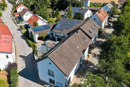 Haus zum Kaufen in Straßkirchen 790.000,00 € 892.21 m²