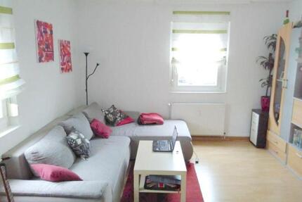Schöne, helle und gepflegte 2 Zi- Whg mit EBK in Düsseldorf - Stadtmitte