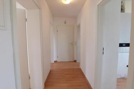 +++Lichtdurchflutete Etagenwohnung in Bebra+++