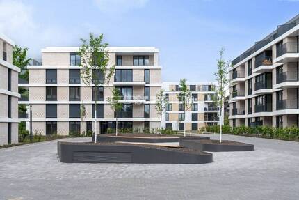 + Ihr neues Wohlfühl-Zuhause im Grünen + - Pinneberg