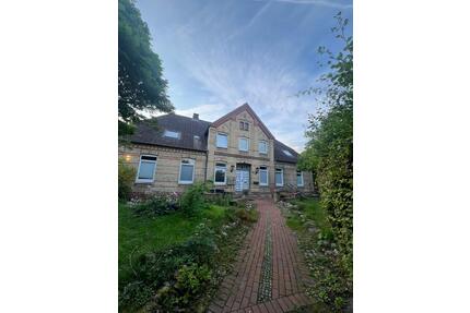 Kernsanierte 2-Zimmer Altbauwohnung (55 m²) - Grebin