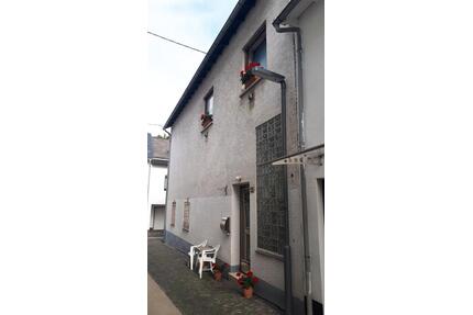 Charmantes Stadthaus mit Lagerhalle im Herzen von Montabaur