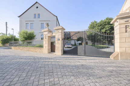 Haus zum Kaufen in Zeitz 150.000,00 € 300 m²