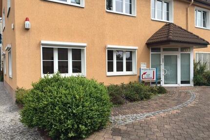 großzügig geschnittene Zweiraumwohnung - Bitterfeld-Wolfen