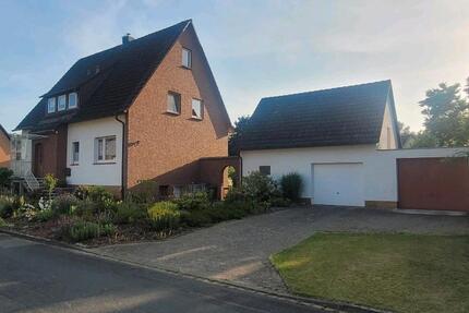 Ein Zweifamilienhaus - 350.000,00&nbsp;EUR Kaufpreis, ca.&nbsp; 140,00&nbsp;m&sup2; in Peine (PLZ: 31224)