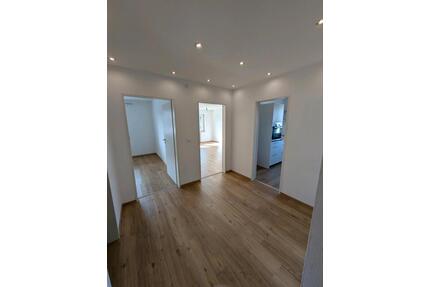 3-Zimmerwohnung in Neugablonz mit Designereinbauküche - Kaufbeuren