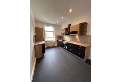 Wohnung zum Mieten in Werdau 522,00 € 65.2 m²