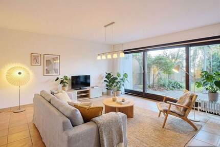 Großzügiges Reihenhaus in offener Bauweise mit toller Fernsicht - Leinfelden-Echterdingen-Stetten