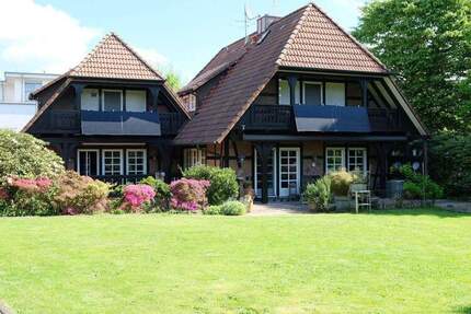 genießen Sie den nächsten Sommer in diesem luxuriösen Fachwerkhaus auf großzügigem Grundstück - Rösrath