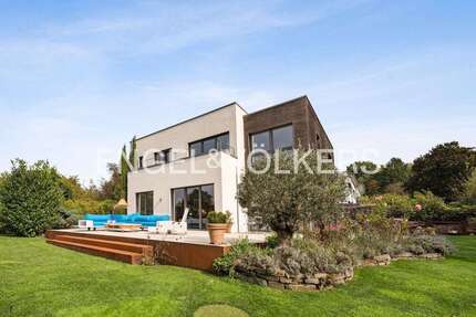 Haus zum Kaufen in Bergisch Gladbach - Bensberg 1.795.000,00 € 250 m²