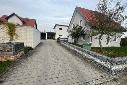 schönes Haus in Poppenricht - 417.000,00&nbsp;EUR Kaufpreis, ca.&nbsp; 110,00&nbsp;m&sup2;&nbsp;Wohnfl&auml;che in Poppenricht (PLZ: 92284)