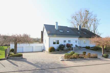 Haus zum Kaufen in Bietigheim 875.000,00 € 231 m²