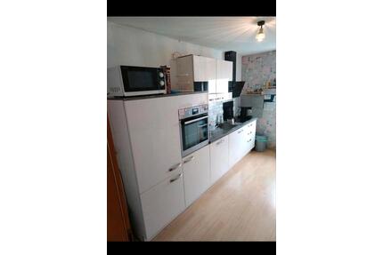 3 ZKB Balkon 84qm ruhige Lage - 975,00&nbsp;EUR Kaltmiete, ca.&nbsp; 84,00&nbsp;m&sup2; in Niestetal (PLZ: 34266)