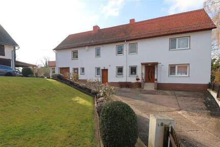 Mehr Raum, mehr Möglichkeiten: Ein- bis Zweifamilienhaus in gepflegtem Zustand - Meißner Weidenhausen