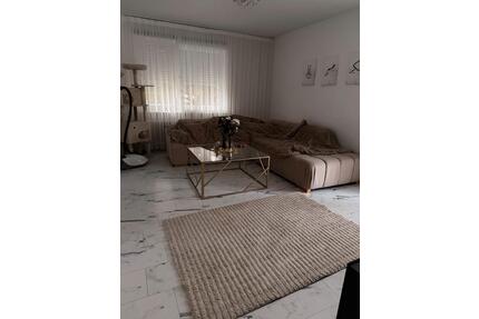 Wohnung nachmieter 3 Zimmer - 1.200,00&nbsp;EUR Kaltmiete, ca.&nbsp; 65,00&nbsp;m&sup2; in Berlin (PLZ: 13591) Spandau