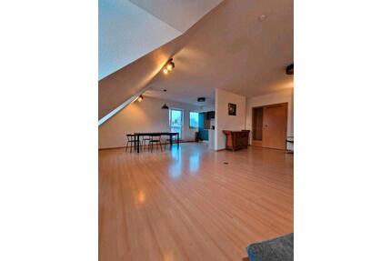 Wohnung Erlangen - 1.800,00&nbsp;EUR Kaltmiete, ca.&nbsp; 120,00&nbsp;m&sup2; in Erlangen (PLZ: 91058) Bruck