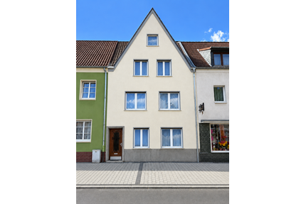 Haus zum Kaufen in Meckenheim 320.000,00 € 154 m²
