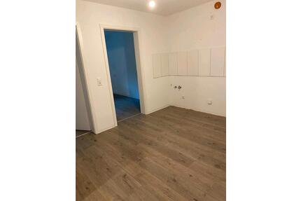 3zimmer Wohnung zu vermieten - 950,00&nbsp;EUR Kaltmiete, ca.&nbsp; 55,00&nbsp;m&sup2; in Stuttgart (PLZ: 70376) Bad Cannstatt